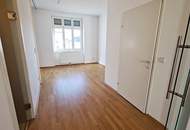 UNBEFRISTET, BIEDERGASSE, 65 m2 Altbau mit 6 m2 Balkon, 2 Zimmer, Komplettküche, Duschbad, Parketten, Währingerpark-Nähe