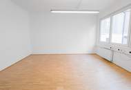 Topsaniertes, hofseitiges Büro mit 180m² &amp; effizientem Grundriss beim Museumsquartier! Optionale Parkplätze vorhanden!