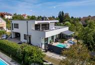 WOHNEN WIE IM EIGENEN HAUS: Gartentraum mit Pool in Grünruhelage