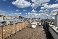 UNBEFRISTET - helle 2,5-Zimmer Dachgeschosswohnung mit Wohnküche, Schrankraum, 26 m2 Dachterrasse und Kellerabteil nahe Schönbrunn