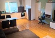 Neuwertige 2-Zimmer Wohnung mit Eigengarten