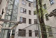 Preisreduktion: Stilvoll sanierte Altbau-2-Zimmerwohnung in ruhiger Innenhoflage