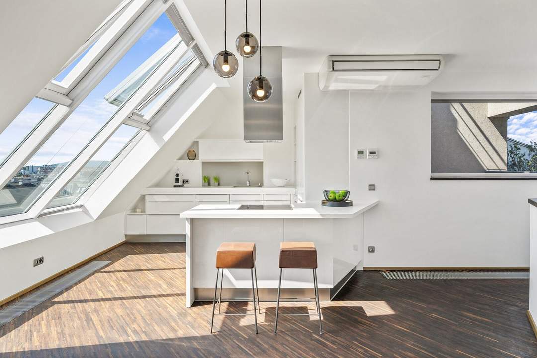 Exklusive Dachgeschoss-Maisonette mit Terrassen &amp; 360° Panoramablick