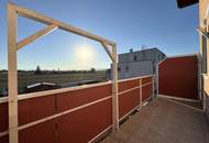 ZWEITBEZUG nach Sanierung // Schöne 2 Zimmer Wohnung mit Balkon | 1. Stock | Fernblick | Einbauküche