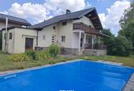 Einfamilienhaus mit Pool und großem Grundstück
