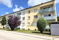 Schöne Erdgeschoss 3-Raum-Wohnung mit Balkon und PKW-Abstellplatz