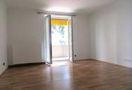 TOP LAGE - NEU RENOVIERTES 4 ZIMMER APARTMENT MIT LOGGIA