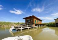 Ein Logenplatz am Wasser – Exklusive Seehütte auf Eigengrund im Neusiedler See!