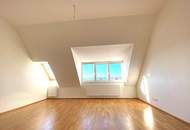 Helle 3-Zimmer Dachgeschoßwohnung