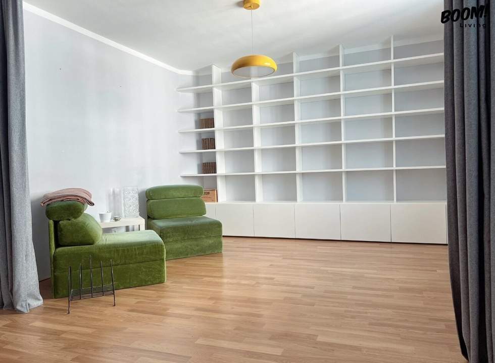 Lichtdurchflutete Wohnung in Bestlage Piaristengasse
