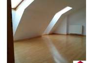 Traumhaftes Mehrfamilienhaus in Mistelbach – 3 Wohneinheiten, top gepflegt, mit Stadtblick und Weinkeller!