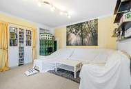 Charmantes Bauernhaus mit großem Grundstück, langgezogenem Hof, 2 Wohnungen und einem Swimmingpool