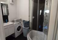 Hochwertig renovierte 2‑Zimmer Wohnung mit Balkon