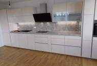 WOHNUNG IN TOPAUSSTATTUNG MIT BALKON UND GARAGE