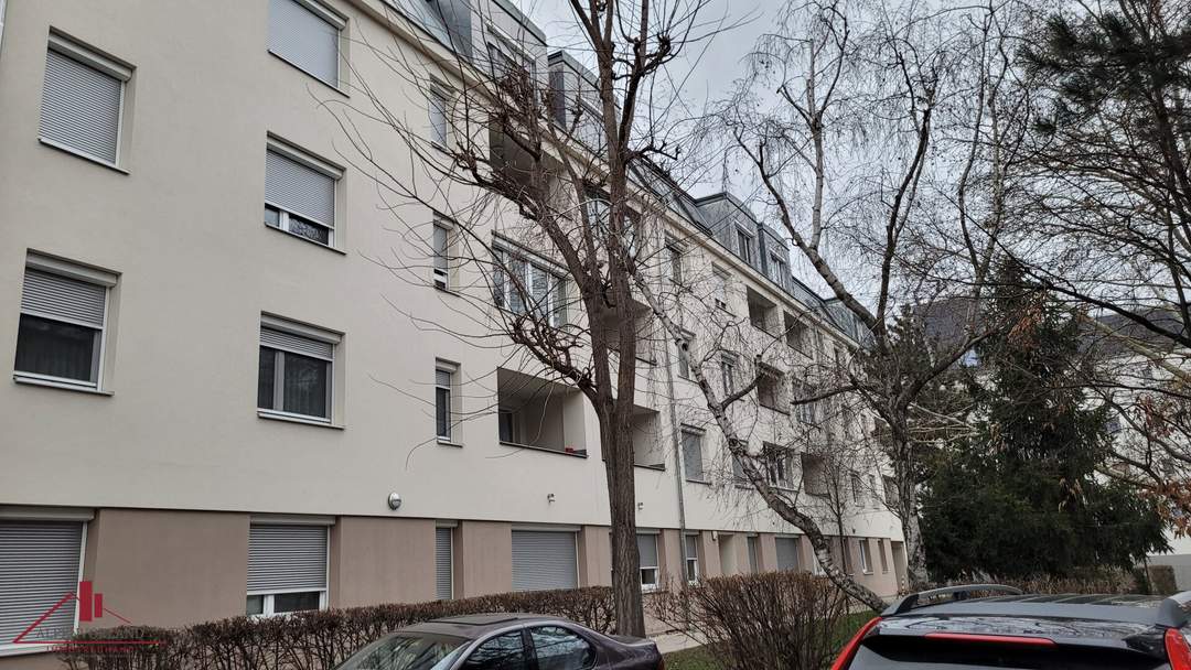 Wohnen unterm Dach! – 70 m², in bester Lage von Kaiser-Ebersdorf.