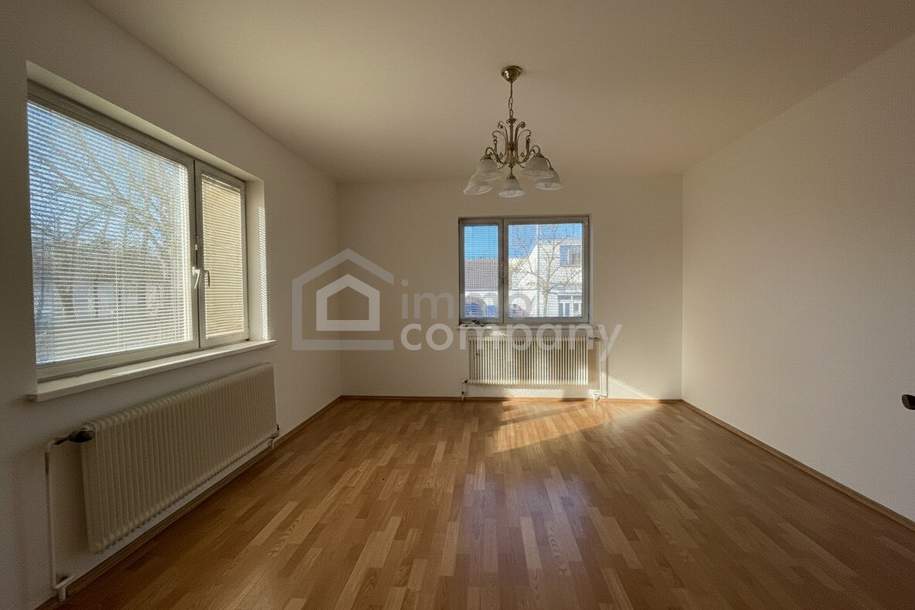 MIETHAUS MIT VIEL PLATZ – Willkommen im Haus für Familienmenschen &amp; Großfamilien, Haus-miete, 1.400,00,€, 2700 Wiener Neustadt(Stadt)