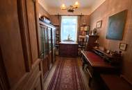 "Jahrhundertwende Stilhaus mit Wald"