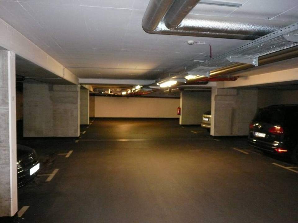 Garagenplatz Fultonstraße