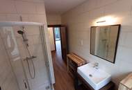 Als Ferien- oder Dauerdomizil: Wunderschöne 3 Zimmer-Wohnung in absoluter Aussichts-/Ruhelage am Kronberg