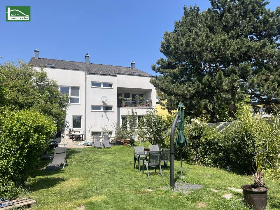 Neubau BJ 2009, Mehrfamilienhaus mit 2 bis 4 Wohnungen (über je 90m² ), einem Büro im EG mit 3,20 Raumhöhe, voll unterkellert mit FB-Heizung und RH von 2,85 Meter. Aufstockung & Zubau möglich!