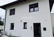 ERSTBEZUG &amp; SOFORT VERFÜGBAR - elegante Doppelhaushälfte mit Garten und Garage