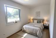 Neuwertiger Bungalow mit großem Grundstück