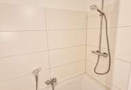 ***Altbau trifft Moderne – hochwertig sanierte 3-Zimmer-Wohnung mit Klimaanlage, Luftwärmepumpe, hofseitiger Terrasse &amp; edler Ausstattung***