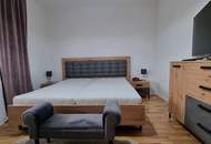 LIEBEVOLLER BUNGALOW MIT GEPFLEGTEM GARTEN IN TRAUMHAFTER RUHELAGE