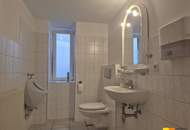 Attraktives Büro mit eigener Garage und zusätzlicher Lagerfläche