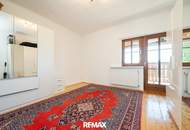 GRÜNDBERGSIEDLUNG | Einfamilienhaus mit traumhaftem Garten, Pool, Carport & Garage in sonniger Grünlage!