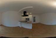 Rund erneuerte, wunderschöne 2-Zimmerwohnung mit gemütlichem Balkon!