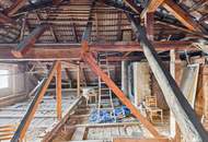 Nahe Seeboden am Millstätter See: Großzügiges Mehrparteienhaus. 260 m² Ausbaureserve. Investment mit Perspektive.