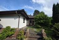Top gepflegter Bungalow mit idyllischem Garten
