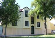 RARITÄT: PERFEKTES, MODERNES ARCHITEKTENHAUS AN DER DONAULÄNDE ALS REPRÄSENTATIVER WOHNSITZ AUF HÖCHSTEM NIVEAU MIT DONAUBLICK