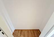 Gepflegte 2-Zimmer Dachgeschosswohnung in ruhiger aber gut angebundener Lage