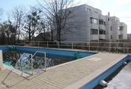 Großzügige Wohnung mit Loggia, Swimmingpool und Garagen in top Lage