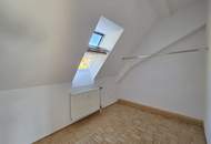 Tolle Eigentumswohnung im Dachgeschoß in sehr guter Lage mit einem eigenen Parkplatz