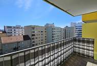 Zwei Zimmer Genossenschaftswohnung mit Balkon