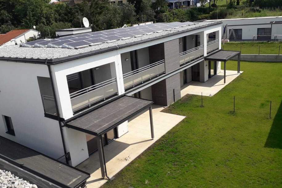 Attraktive, neuwertige Eigentumswohnung mit Balkon - Komfort & Stil inklusive!, Wohnung-kauf, 340.000,€, 2020 Hollabrunn