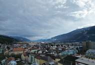 Mehrparteienhaus mit Parkplätzen im Zentrum von Spittal