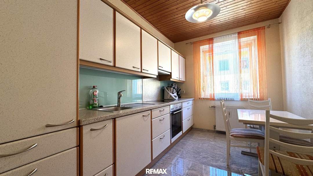 Großzügige 4-Zimmer-Wohnung mit Loggia in zentraler Ruhelage von Gratwein-Straßengel