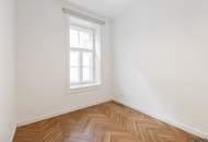 GARDEN IN THE CITY - ENTZÜCKENDE GARTENWOHNUNG MIT TERRASSE - TEILMÖBLIERT UND KOMPLETTKÜCHE - NÄHE MARIAHILFER STRASSE - SOFORT BEZIEHBAR