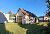 Stark sanierungsbedürftiges Einfamilienhaus mit 795m² ebenem Grundstück