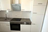 PREISGÜNSTIG NUR ca. € 3.400 pro m² - 2 Zimmer Altbauwohnung im 2. Stock mit Lift nächst Westbahnhof