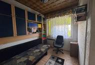 Charmantes Wohnhaus mit Entwicklungspotenzial auf einem kleinen Grundstück in Badersdorf