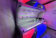 Modernes Kosmetikstudio mit hochwertigen Sonnenliegen – sofort startklar!