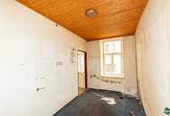 Sanierungsbedürftige 2 Zimmer - Altbauwohnung mit Entwicklungspotenzial – nahe Wiener Stadthalle