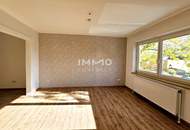Sonnige, sehr große 4-Zimmer-Wohnung - zwei Bäder, große Küche - im Zentrum von Laxenburg