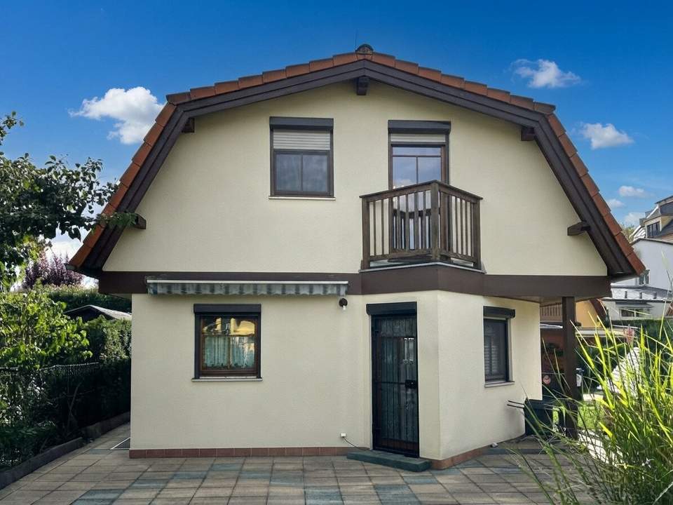 Kleingartenhaus auf Eigengrund - toller großer Garten!