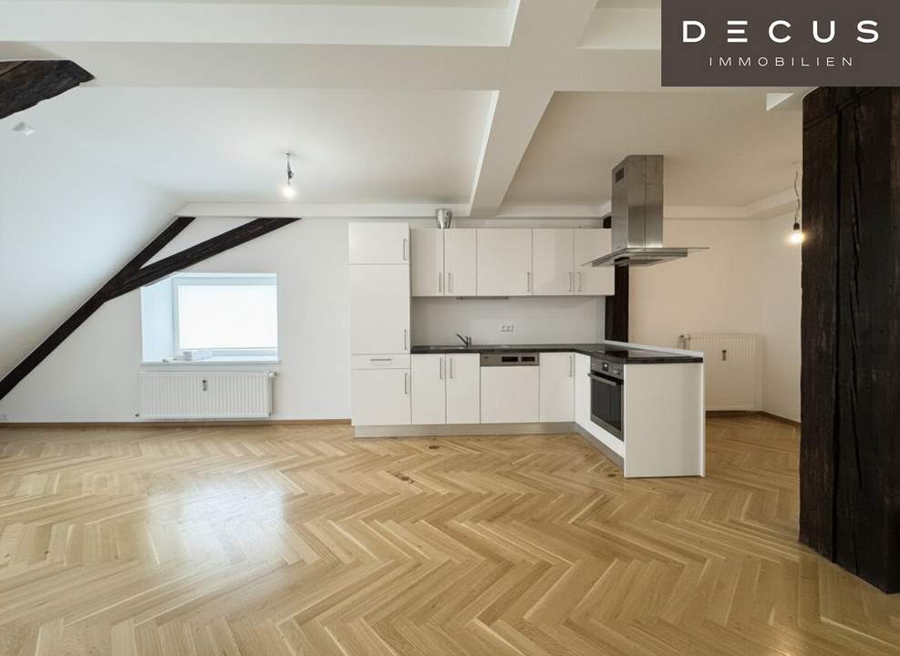 | STILVOLLE &amp; MODERNE 2-ZIMMER WOHNUNG | TOP AUSTSATTUNG | CA. 90m² | 3.OG | ZENTRALE LAGE | MIT LIFT
